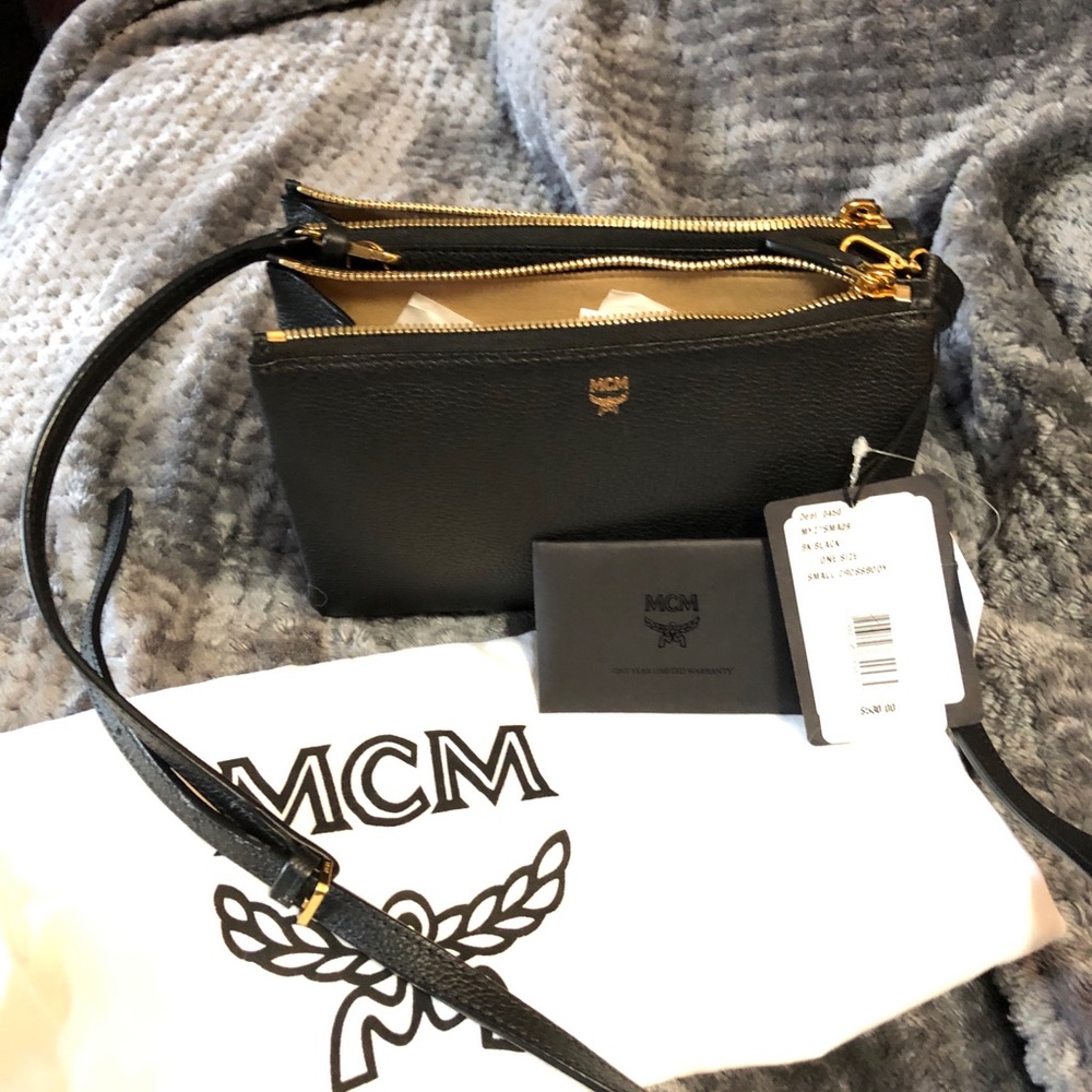 McM crossed body leather bag